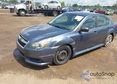 2013 Subaru Legacy 2.5I z USA, uszkodzony, nr VIN 4S3BMAA67D1028996